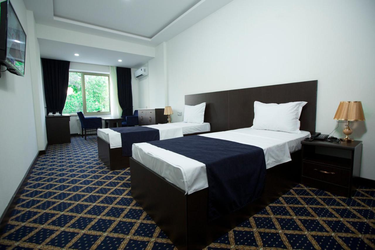 Kristal Inn Hotel Baku Exterior photo